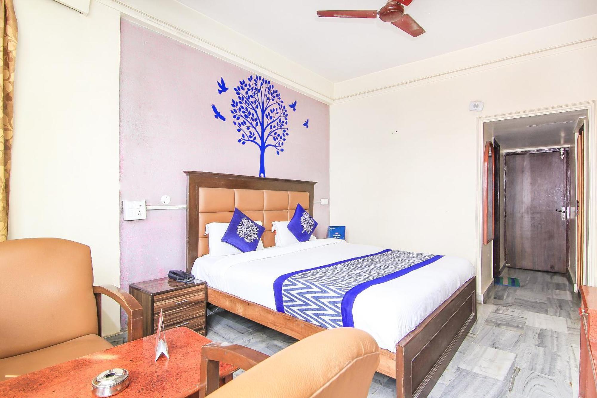 Oyo 2569 Hotel Paradise Kanpur Eksteriør billede