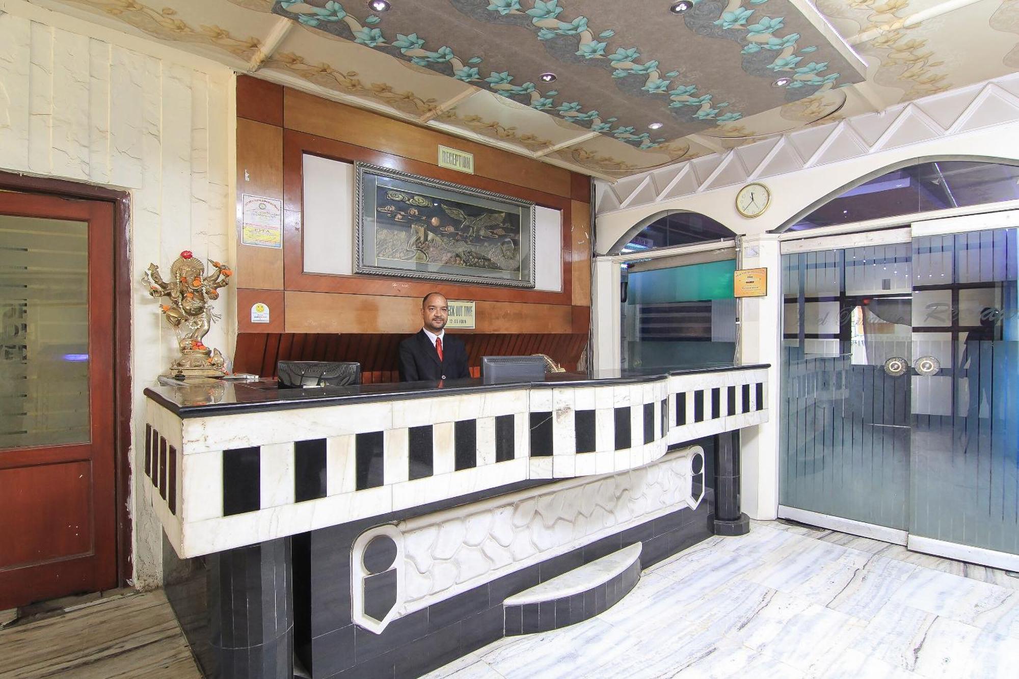 Oyo 2569 Hotel Paradise Kanpur Eksteriør billede